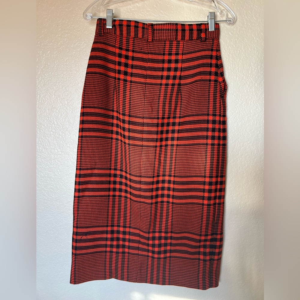 Zara Red and Black Plaid Pencil Skirt SIZE SMALL - Picture 10 of 10